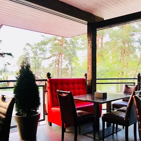 Motozona Otel Briukhovychi Dış mekan fotoğraf