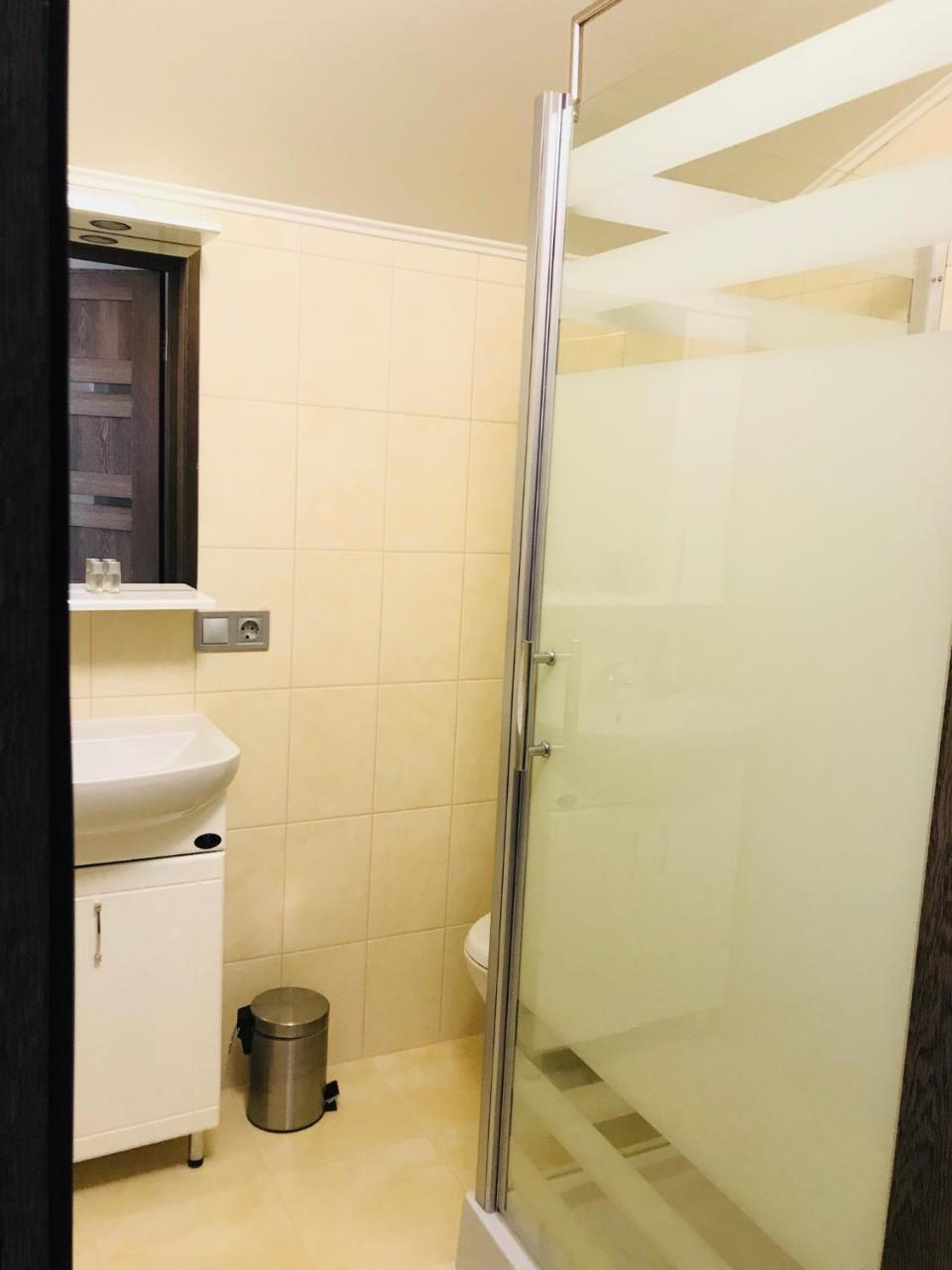 Motozona Otel Briukhovychi Dış mekan fotoğraf
